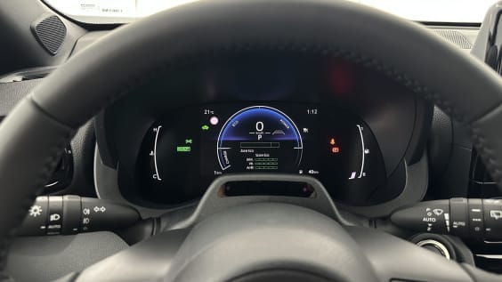 Toyota Yaris Cross Yaris cross 1.5 Hybride 130h Design e-CVT Shimmeringsilver