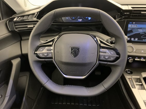 Peugeot 308 NOUVELLE BLUEHDI 130CH EAT8 STYLE Noir Perla Nera