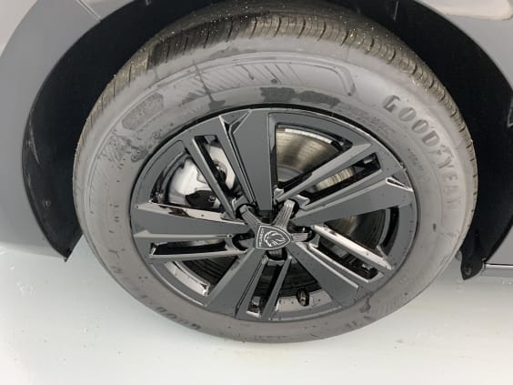 Peugeot 308 NOUVELLE BLUEHDI 130CH EAT8 STYLE Noir Perla Nera