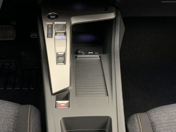 Peugeot 308 NOUVELLE BLUEHDI 130CH EAT8 STYLE Blanc Okenite