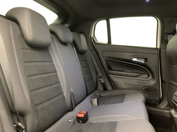 Fiat 600 T-Gen 3 1.2 Hybrid 145ch eDCT6 Sport Blanc Gelato / Toit Noir