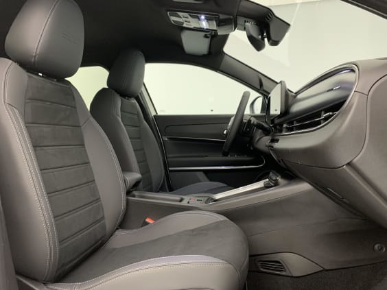 Fiat 600 T-Gen 3 1.2 Hybrid 145ch eDCT6 Sport Blanc Gelato / Toit Noir