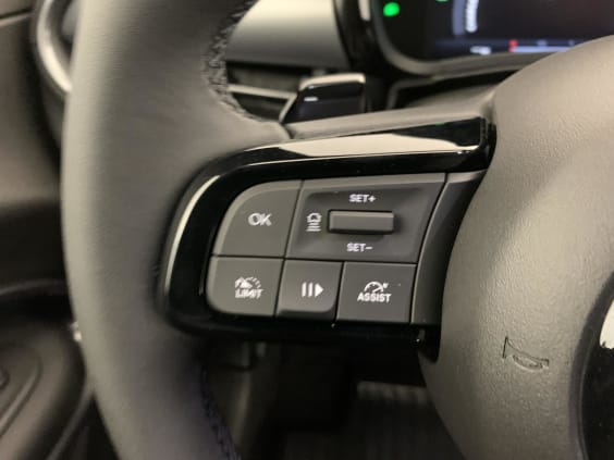 Fiat 600 T-Gen 3 1.2 Hybrid 145ch eDCT6 Sport Blanc Gelato / Toit Noir