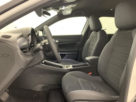 Fiat 600 T-Gen 3 1.2 Hybrid 145ch eDCT6 Sport Blanc Gelato / Toit Noir