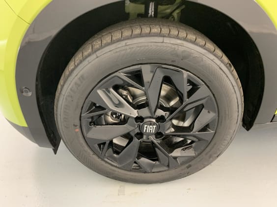 Fiat 600 T-Gen 3 1.2 Hybrid 145ch eDCT6 Sport Vert Méditarranée / Toit Noir 