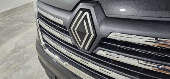 Renault Trafic Trafic Blue dCi 170 auto Techno noir