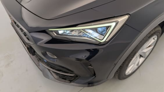 Cupra Formentor 1.5 TSI 150 CH DSG7 BUSINESS EDITION Bleu Asphalte