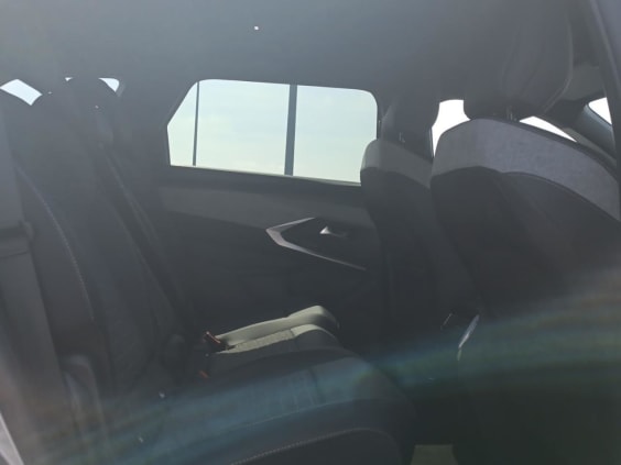 Peugeot 5008 Hybrid 145 allure e-dcs6 gris artense