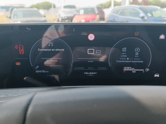 Peugeot 5008 Hybrid 145 allure e-dcs6 gris artense