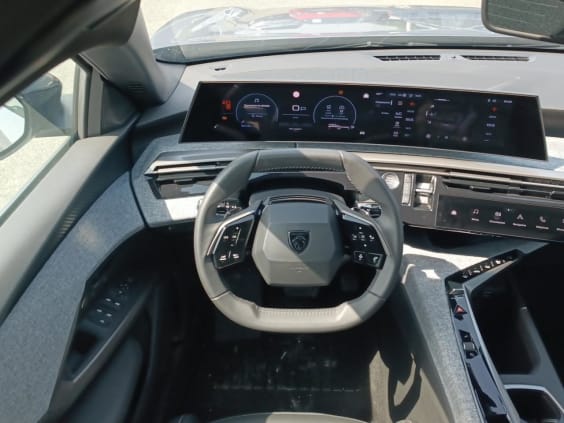 Peugeot 5008 Hybrid 145 allure e-dcs6 gris artense