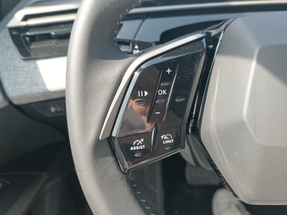 Peugeot 5008 Hybrid 145 allure e-dcs6 gris artense