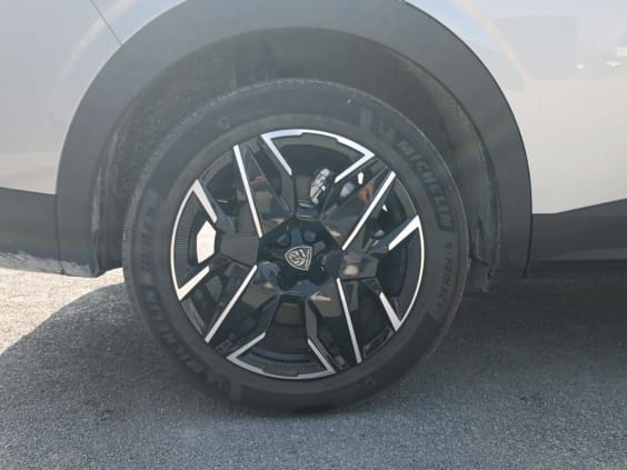 Peugeot 5008 Hybrid 145 allure e-dcs6 gris artense