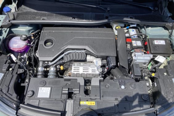 Citroën C4 Hybride 145 e-DCS6 Max Vert Manhattan