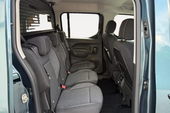 Peugeot Rifter STANDARD N1 1.5 BLUEHDI 130 ALLURE EAT8 Kiama Blue