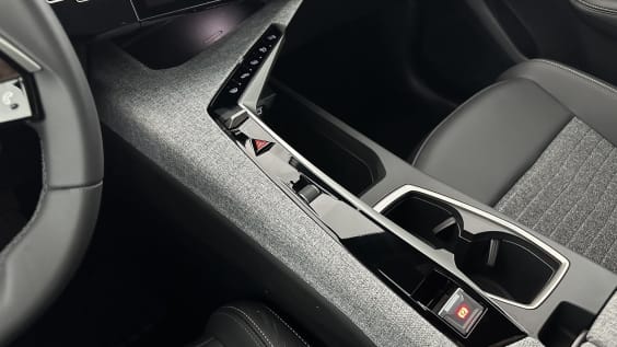 Peugeot 3008 3008  III 1.2 Hybrid 145ch Allure e-DCS6 gris artense