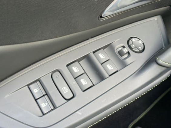 Peugeot 308 308 1.2 HYBRID 145CH E-DCS6 GT Gris Artense Metal