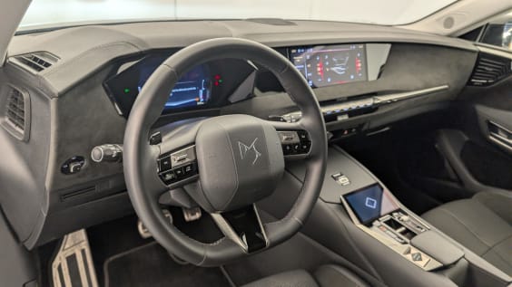 DS DS4 Hybride 145 e-DCT6 Etoile - Alcantara Noir Perla Nera