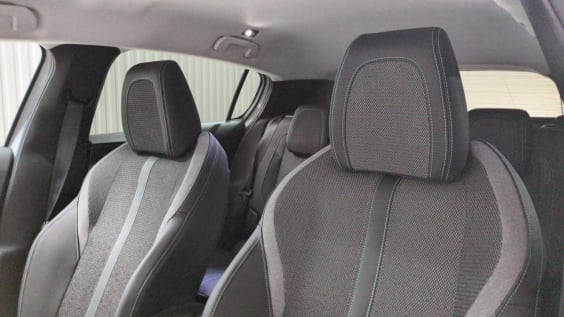 Peugeot 308 Hybrid 145 e-DCS6 Allure Blanc Okenite
