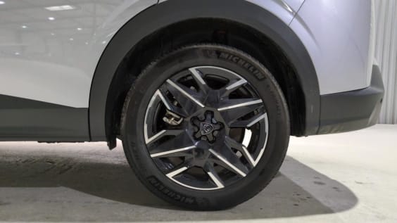 Peugeot 5008 HYBRID 145CH E-DCS6 GT Gris Artense / Toit Noir