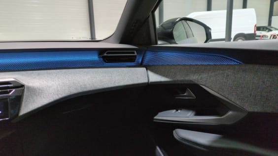 Peugeot 5008 HYBRID 145CH E-DCS6 GT Gris Artense / Toit Noir