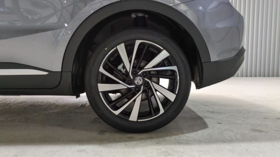 MG ZS 1.5 L Hybrid+ 197 ch Luxury Hampstead Gray