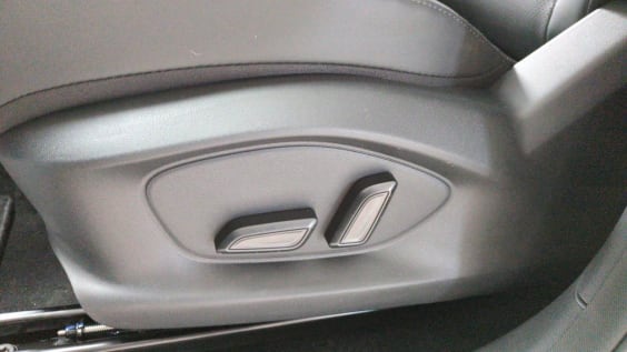 MG ZS 1.5 L Hybrid+ 197 ch Luxury Hampstead Gray