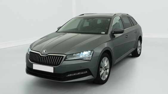 Skoda Superb Combi 2.0 TDI 150 SCR DSG7 BUSINESS Gris Graphite