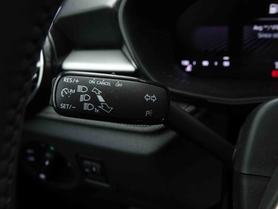 Skoda Fabia 1.0 TSI 95CH SELECTION Gris
