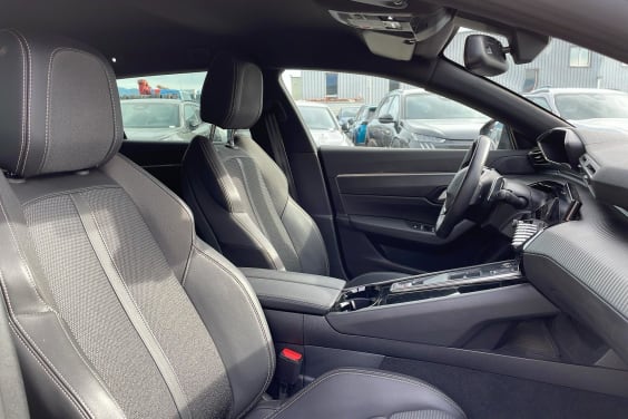 Peugeot 508 SW BlueHDi 130 ch S&S EAT8 Allure Noir Perla Nera