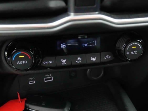 Nissan JUKE 1.0 DIG-T 117 N-Connecta Blanc