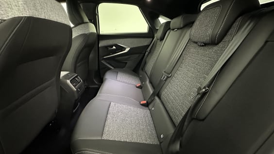 Peugeot 3008 3008  III 1.2 Hybrid 145ch Allure e-DCS6 Blanc Okenite