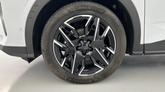 Peugeot 3008 3008  III 1.2 Hybrid 145ch Allure e-DCS6 Blanc Okenite
