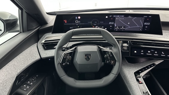 Peugeot 5008 5008 III 1.2 Hybrid 145ch Allure e-DCS6 gris artense