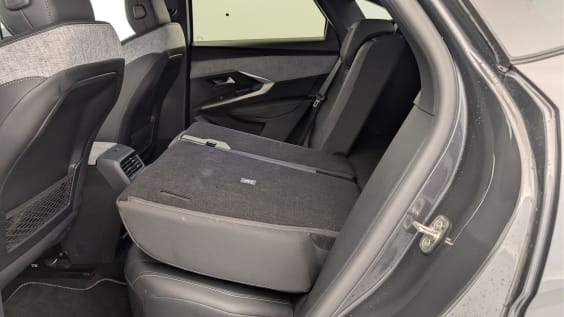 Peugeot 3008 Hybrid 145 e-DCS6 GT Gris Titane / Toit Noir
