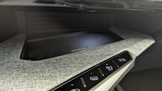 Peugeot 5008 HYBRID 145 CH E-DCS6 ALLURE Bleu Obsession