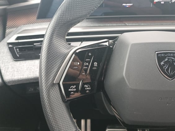 Peugeot 3008 1.2 hybrid 145 gt e-dcs6 Gris Titane
