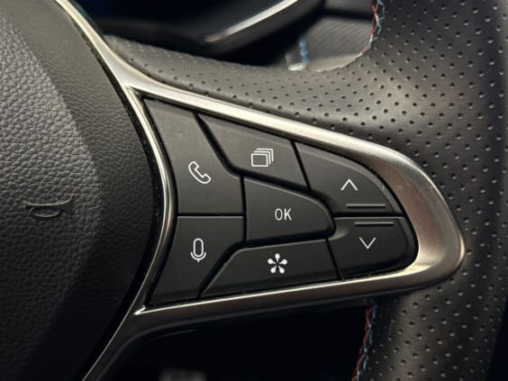 Renault CAPTUR Captur E-Tech full hybrid 145 ch esprit Alpine  Blanc Nacré