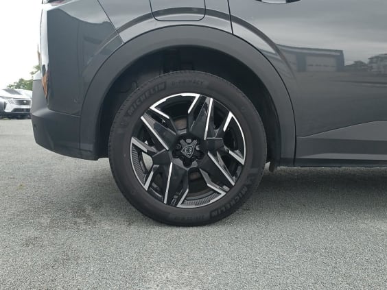 Peugeot 3008 1.2 hybrid 145 gt e-dcs6 Gris Titane