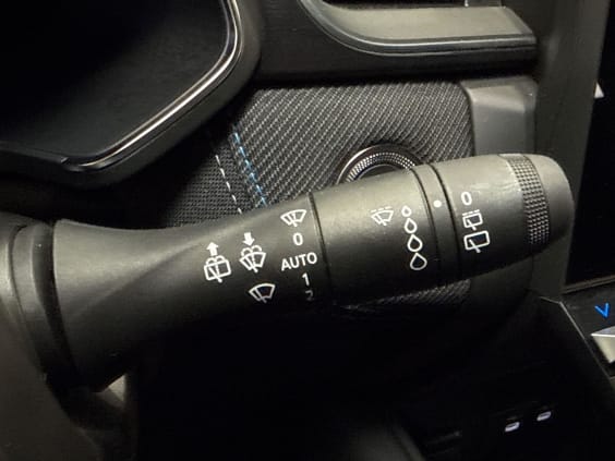 Renault CAPTUR Captur E-Tech full hybrid 145 ch esprit Alpine  Blanc Nacré