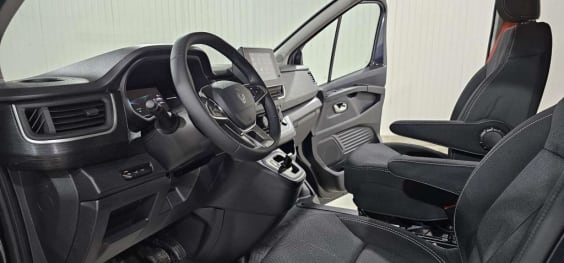 Renault Trafic Trafic Blue dCi 170 auto Techno Gris Comète