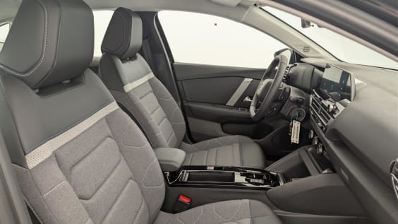 Citroën C4 X PureTech 130 S&S EAT8 Feel Pack Noir Perla Nera