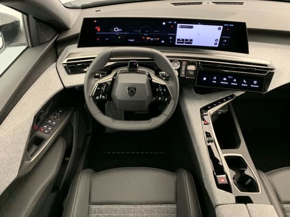 Peugeot 5008 Hybrid 145 e-DCS6 Allure Blanc Okénite