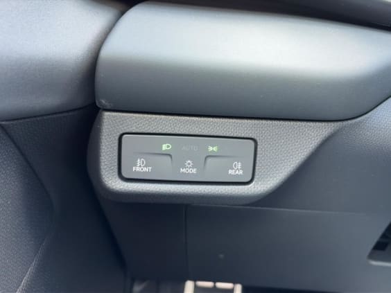 Cupra Terramar 1.5 etsi hybrid 150 v dsg7 Bleu Fjord