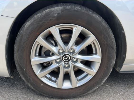 Mazda Mazda3 2.0 e-skyactiv-g m-hybrid 122 business executive bva 2022 Gris