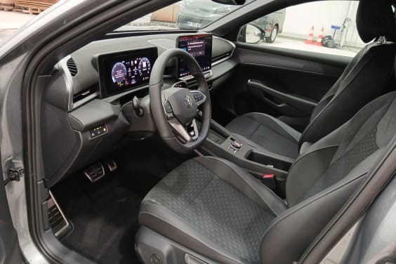 Volkswagen T-roc T-Roc 1.5 eTSI Hybrid 150 ch DSG7 R-Line Gris Loup