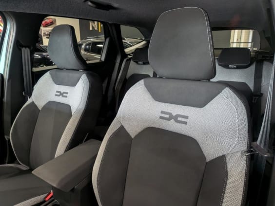 Dacia BIGSTER Bigster Mild Hybrid 140 Journey Vert Cèdre