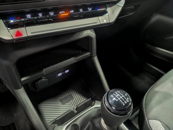 Dacia BIGSTER Bigster Mild Hybrid 140 Journey Vert Cèdre
