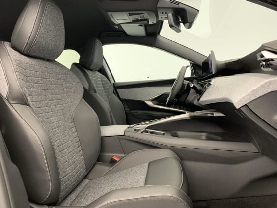 Peugeot 5008 Hybrid 145 e-DCS6 Allure Gris Artense 