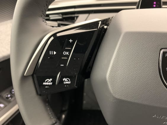 Peugeot 5008 Hybrid 145 e-DCS6 Allure Gris Titane
