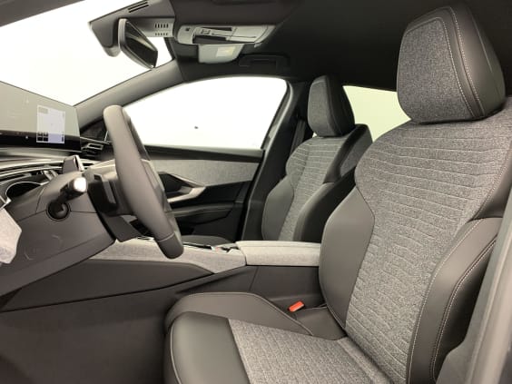 Peugeot 5008 Hybrid 145 e-DCS6 Allure Gris Titane